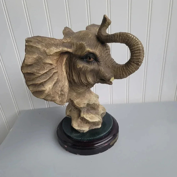 Beautiful David Mark Creations Elephant Statue 11" Vintage Home Decor Safari - Picture 14 of 15